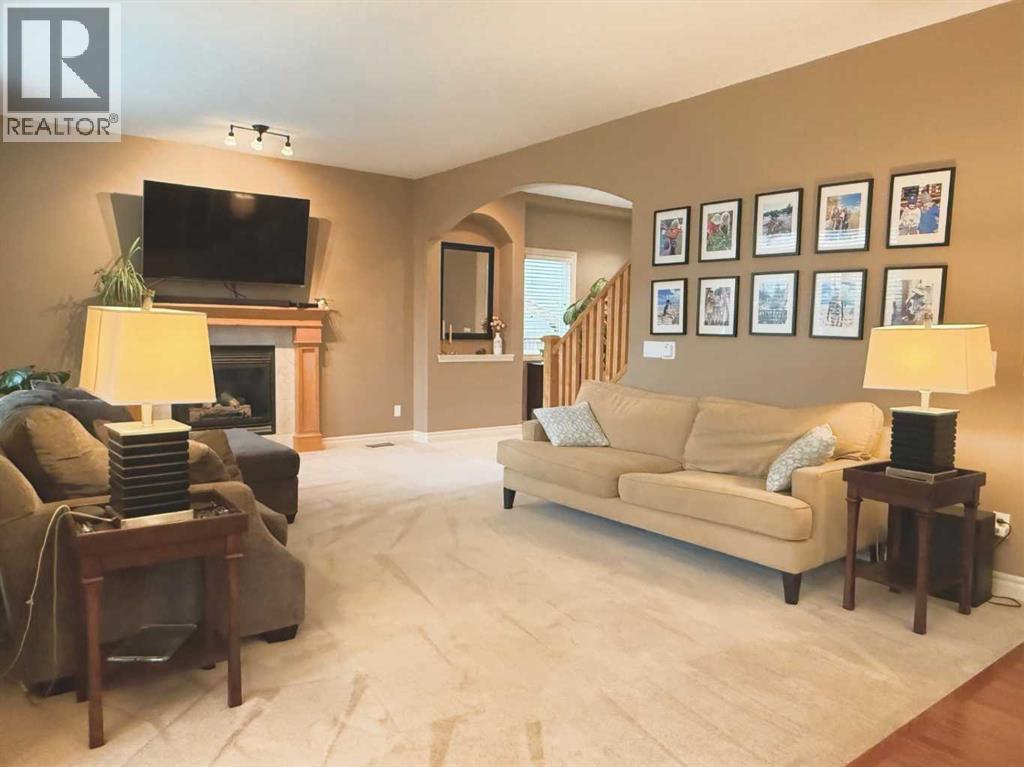 Photo 15 of 215 Hawkmere Road, Chestermere AB