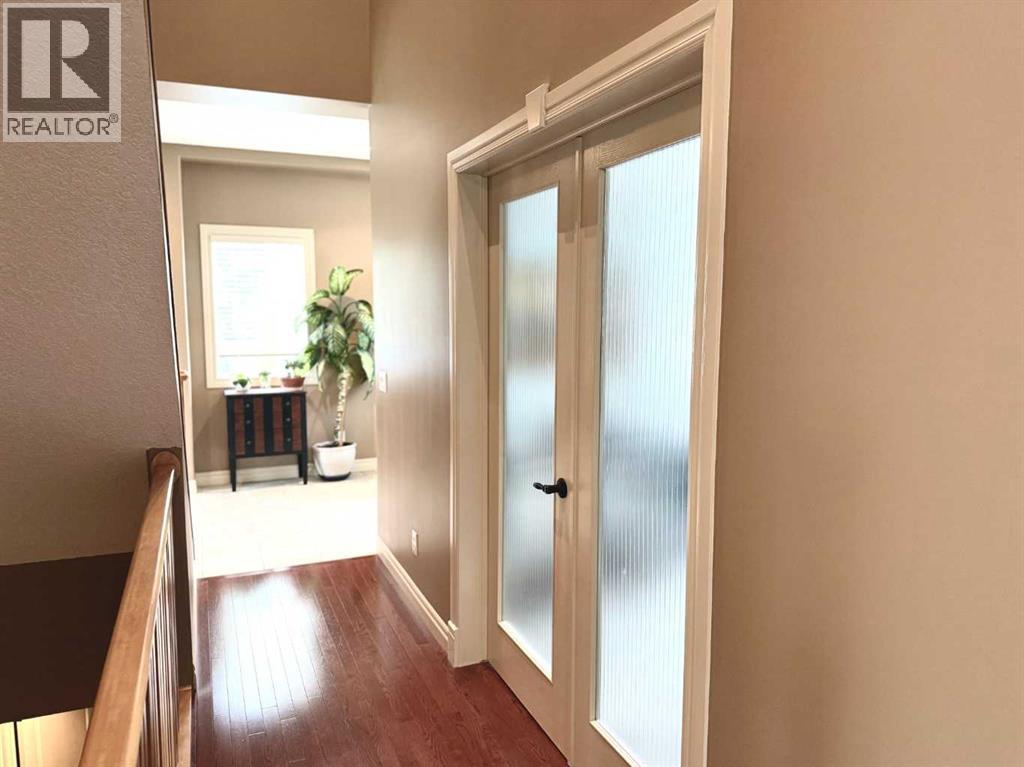 Photo 22 of 215 Hawkmere Road, Chestermere AB