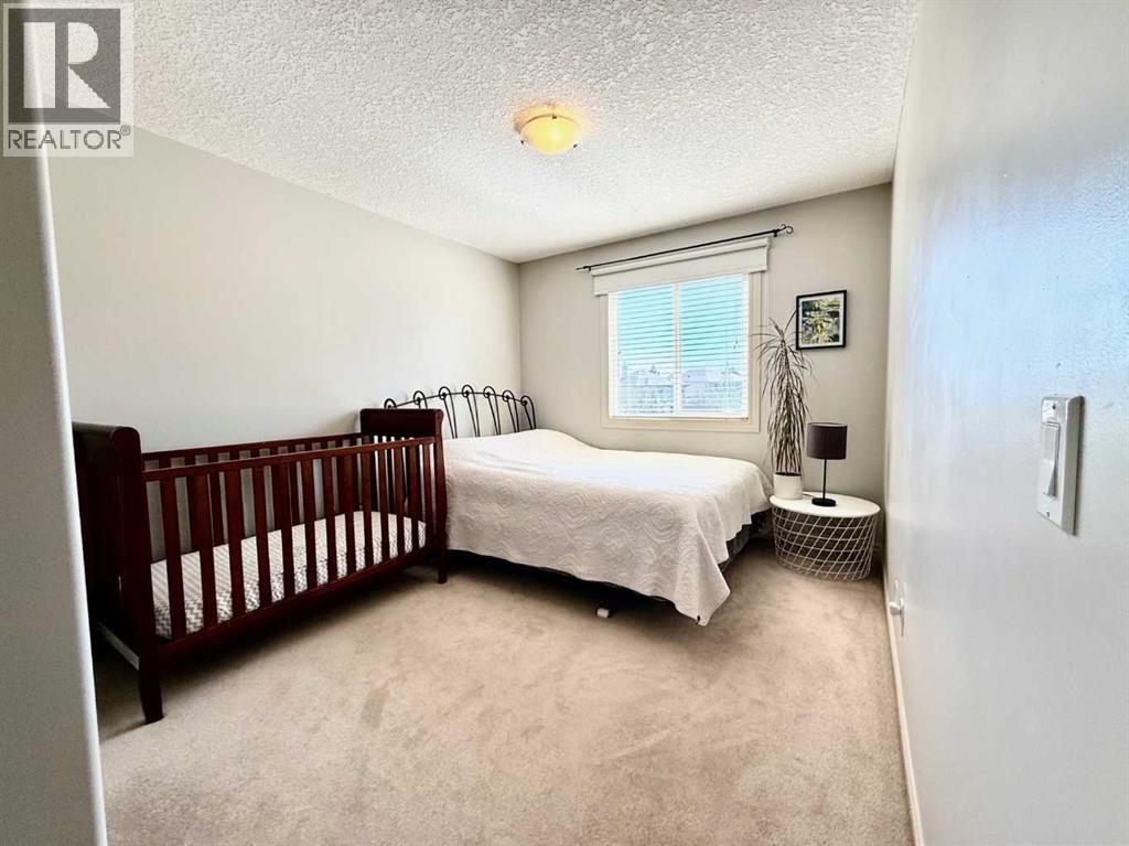 Photo 33 of 215 Hawkmere Road, Chestermere AB