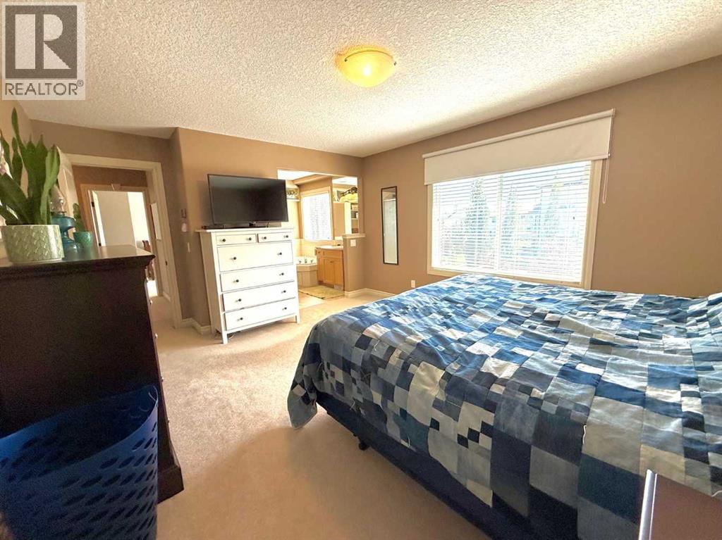 Photo 28 of 215 Hawkmere Road, Chestermere AB