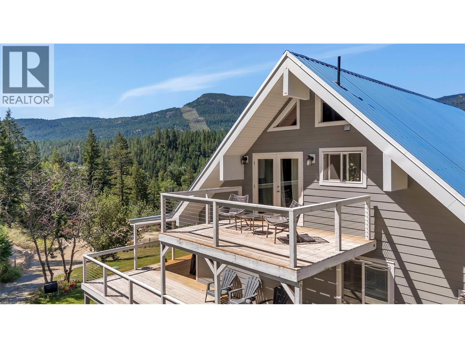 2621 Salmon River Road, Salmon Arm