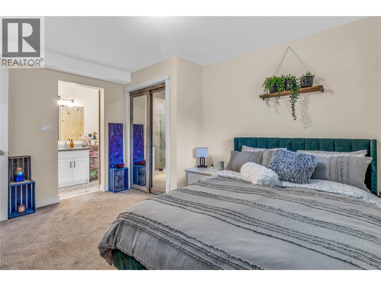 2621 Salmon River Road, Salmon Arm