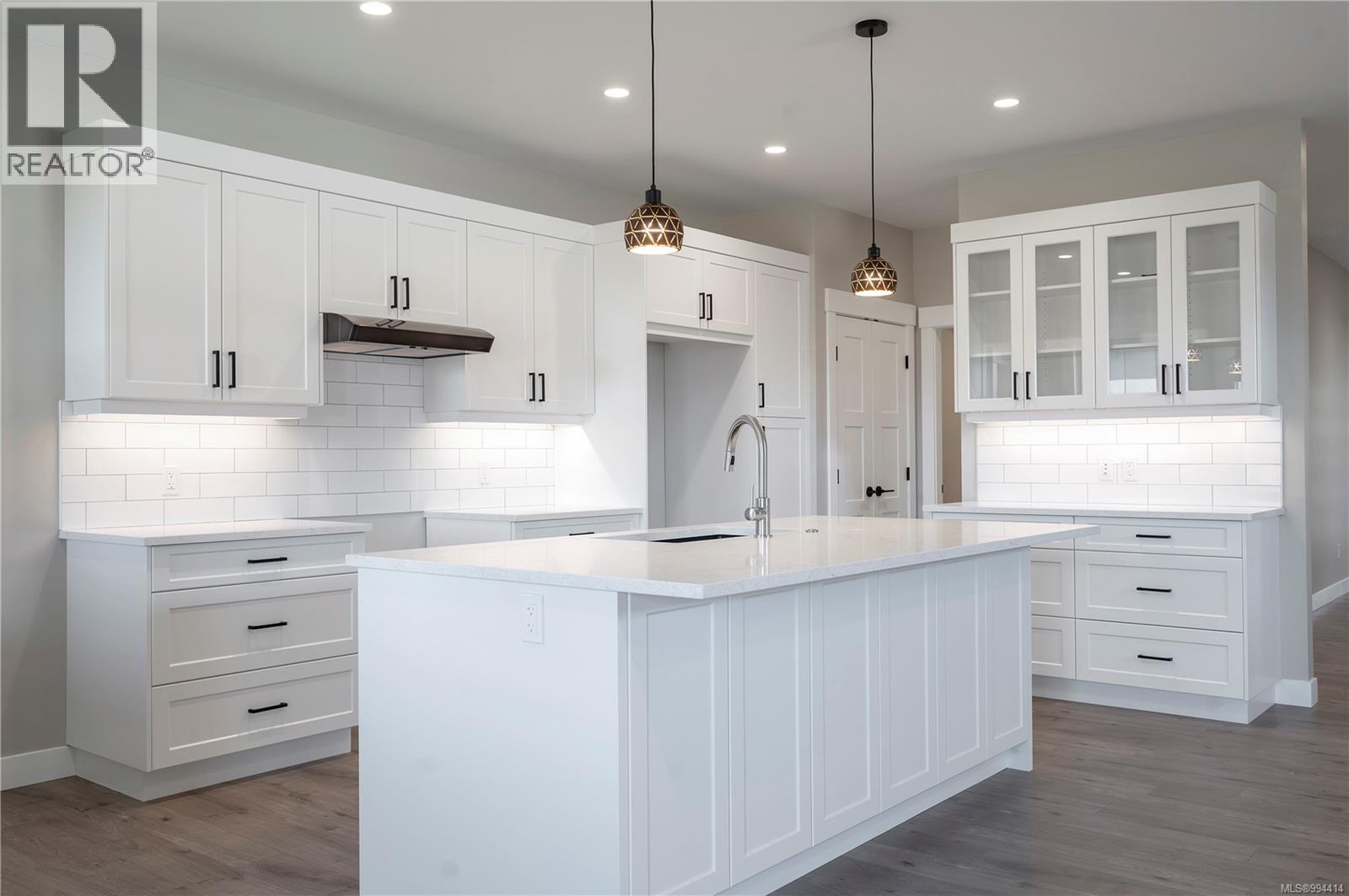 766 Sitka St, Campbell River