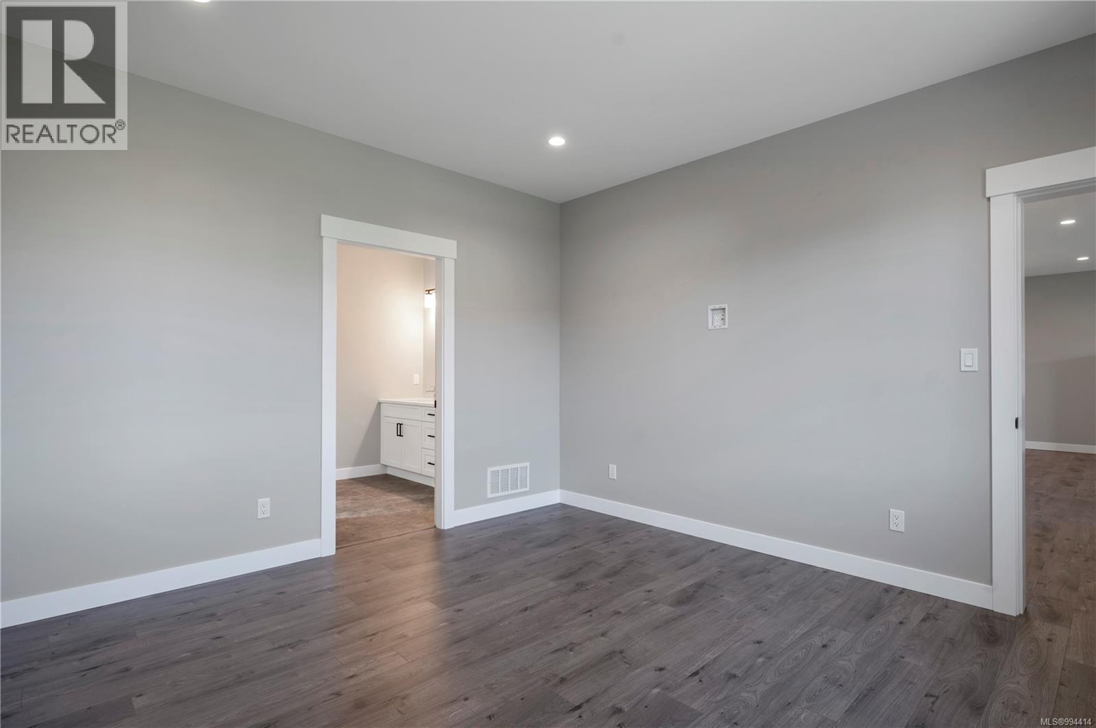 766 Sitka St, Campbell River