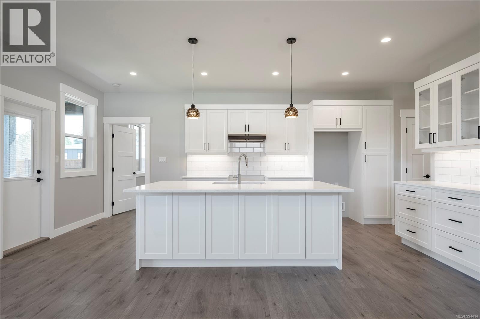 766 Sitka St, Campbell River