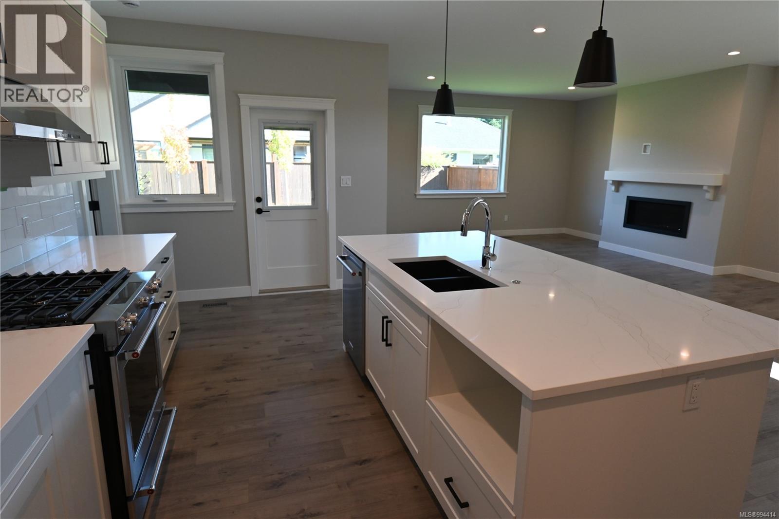 766 Sitka St, Campbell River