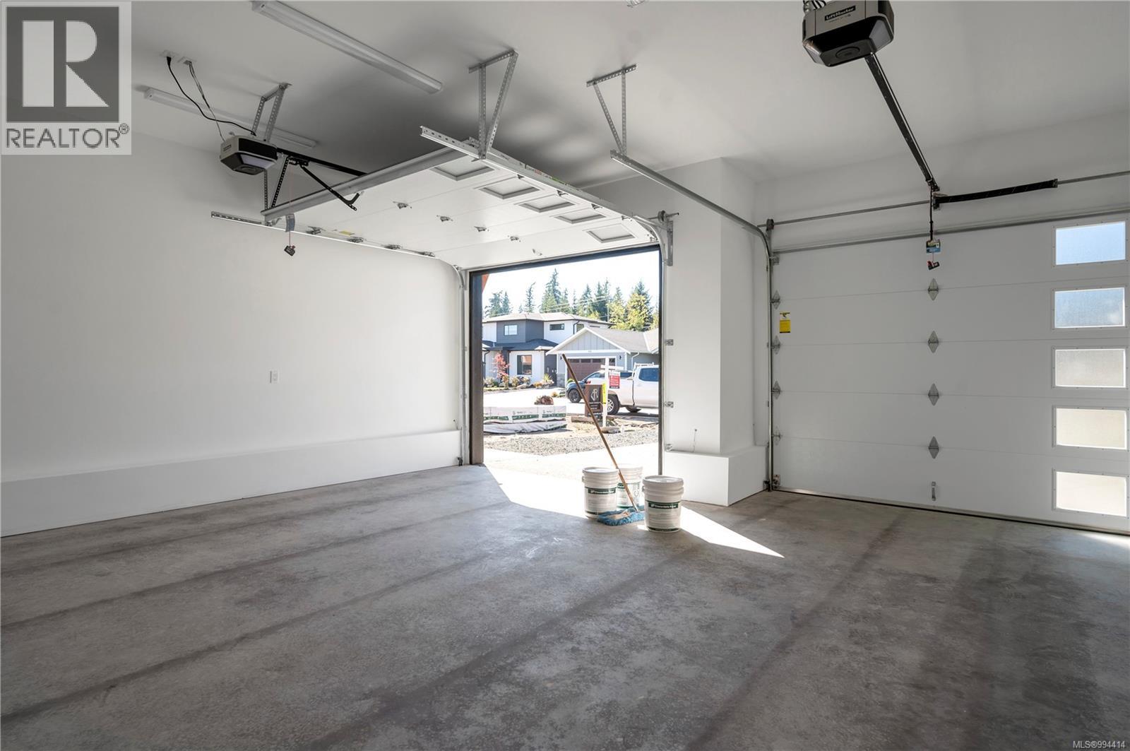 766 Sitka St, Campbell River