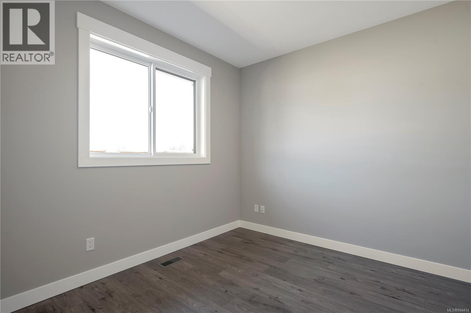 766 Sitka St, Campbell River