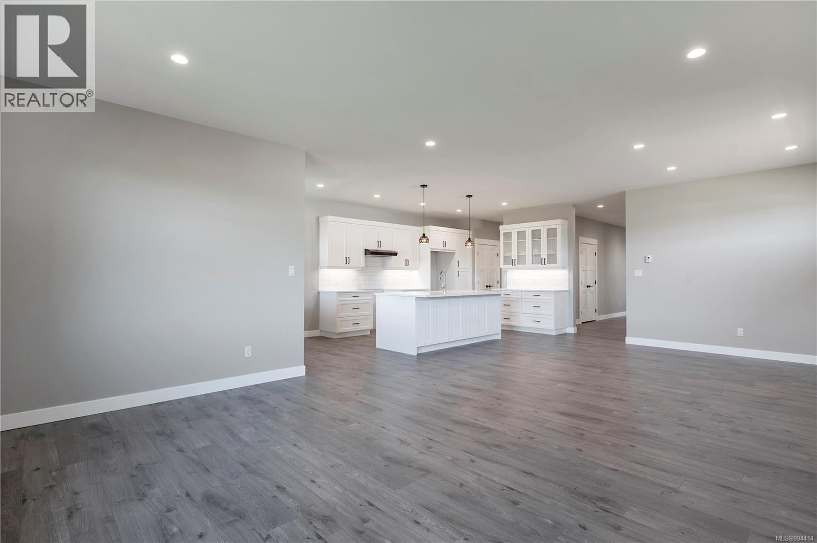 766 Sitka St, Campbell River