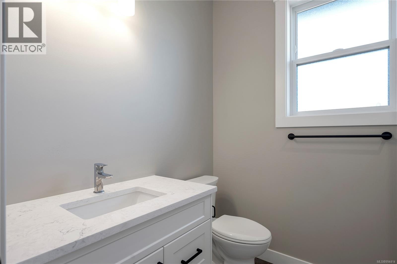 766 Sitka St, Campbell River