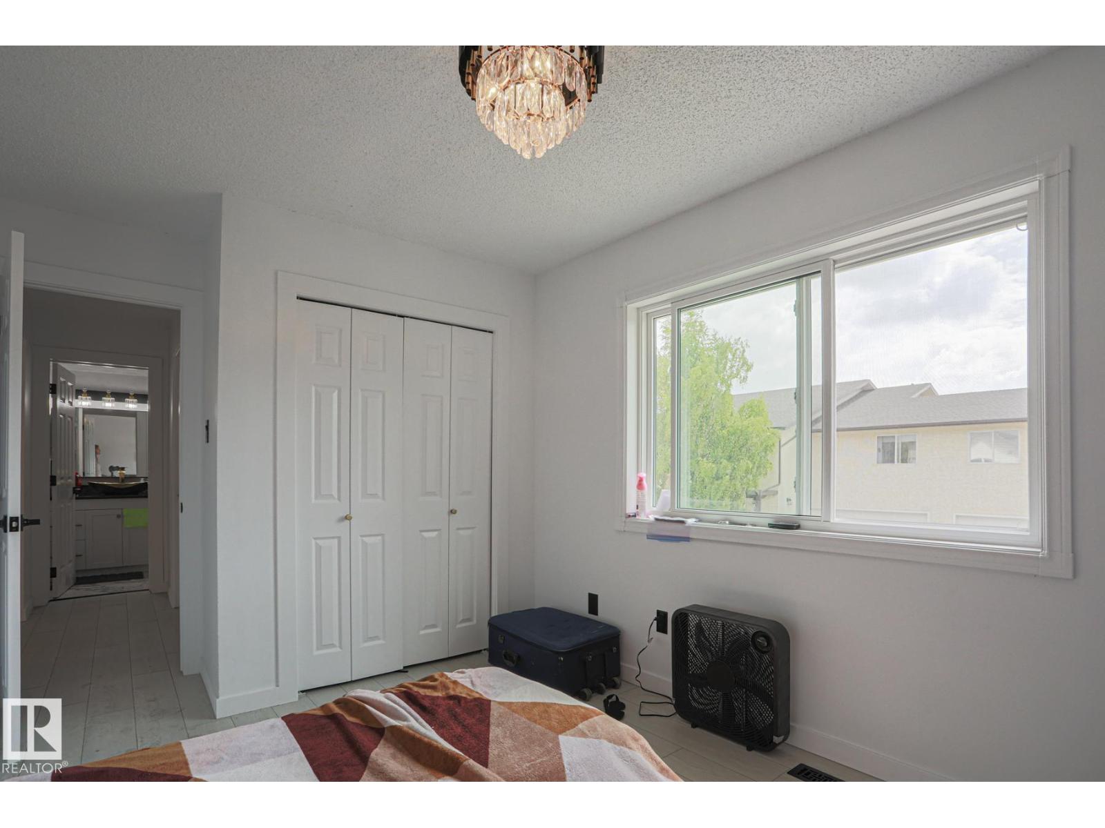 Photo 34 of 23 3811 85 St Nw, Edmonton AB