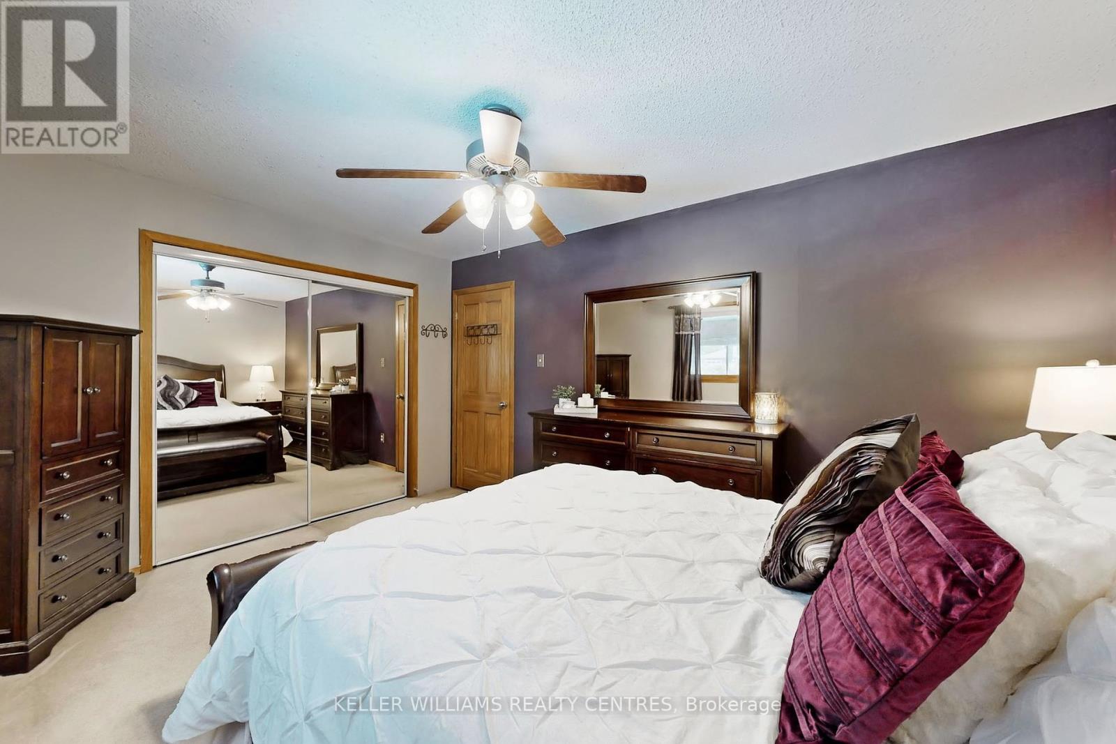 Photo 15 of 121 Queen Street, Kawartha Lakes ON