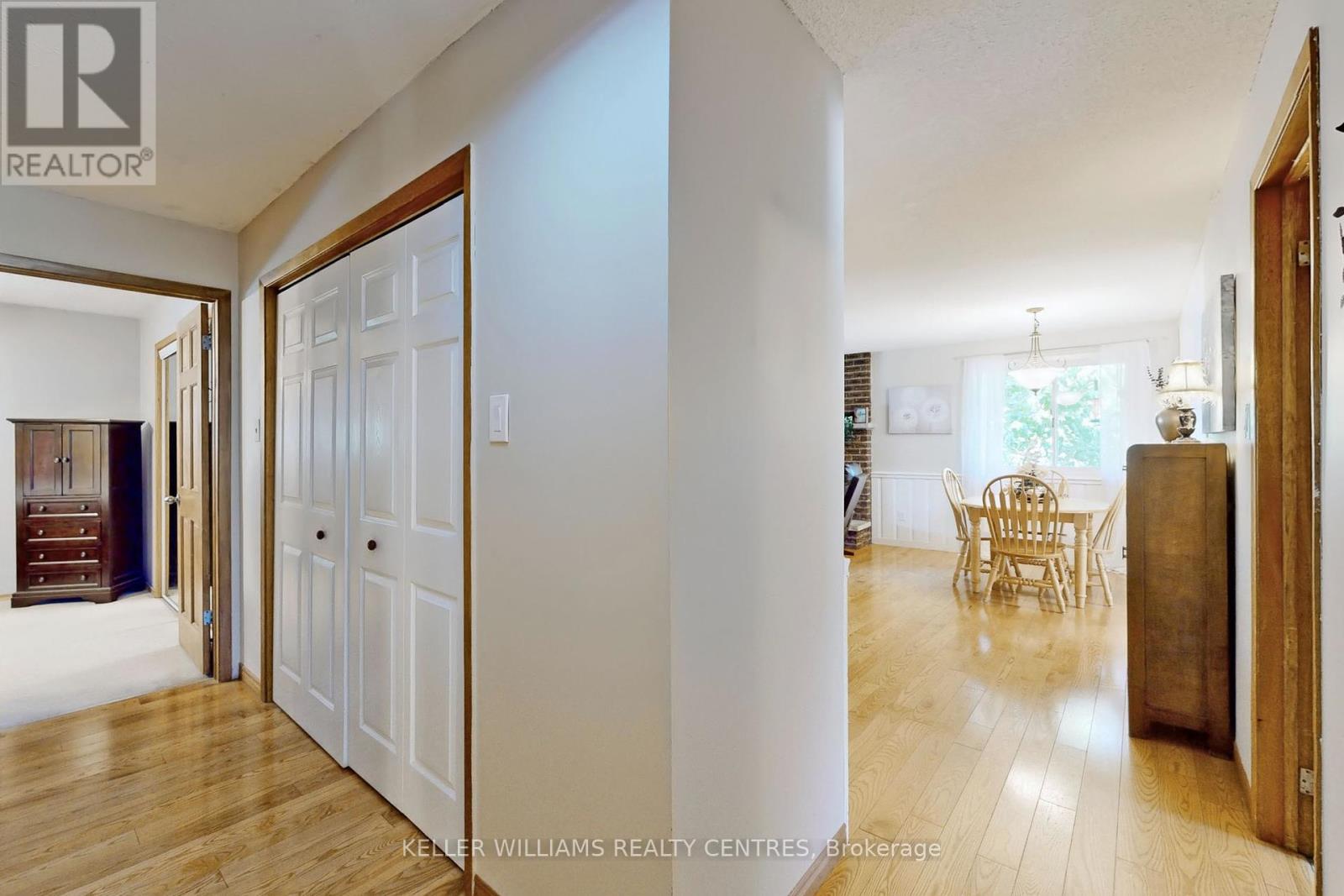 Photo 13 of 121 Queen Street, Kawartha Lakes ON