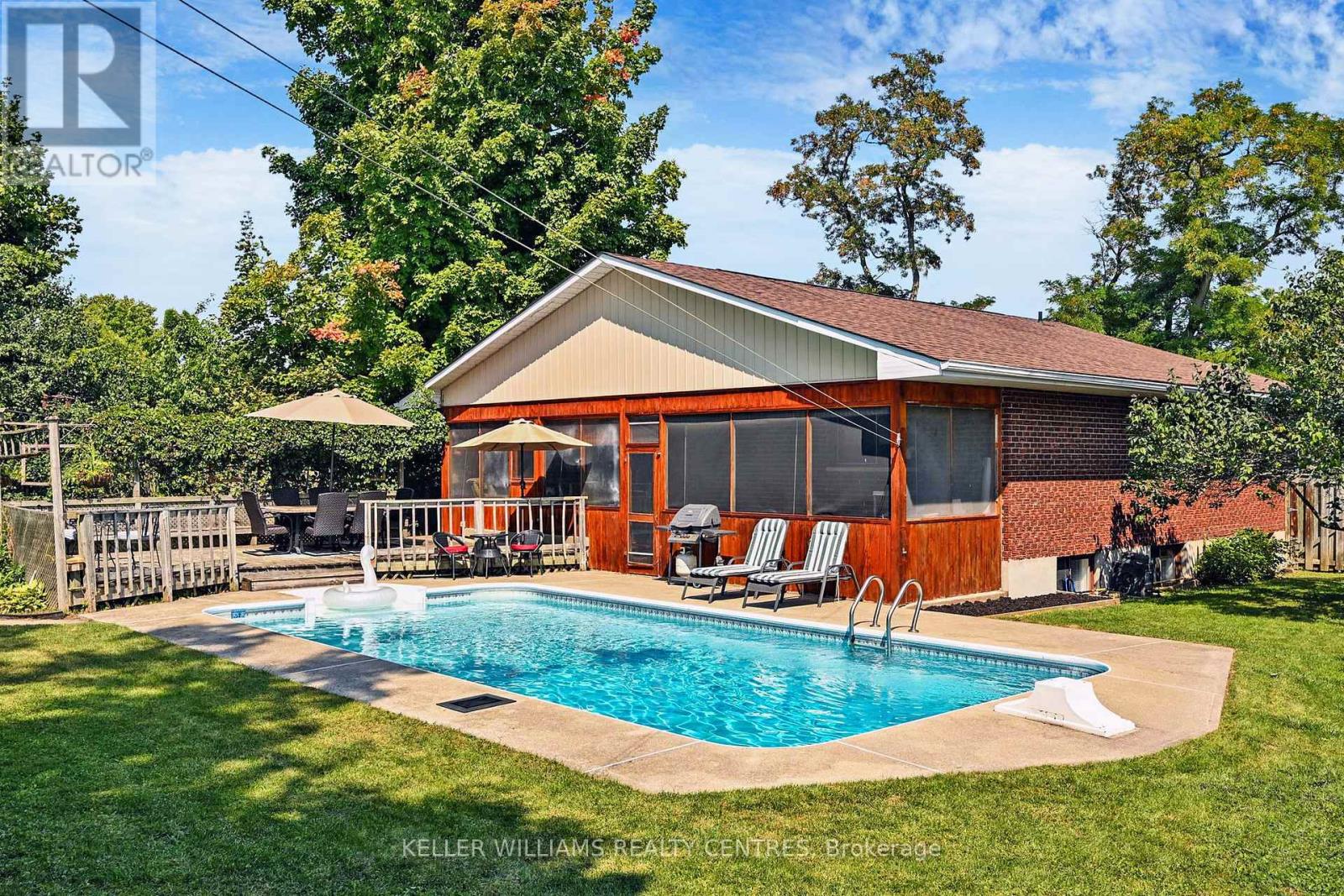 Photo 30 of 121 Queen Street, Kawartha Lakes ON