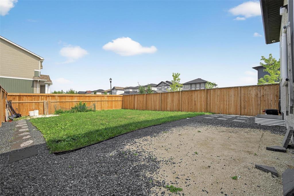 Photo 20 of 230 John Neufeld Crescent, Winnipeg MB