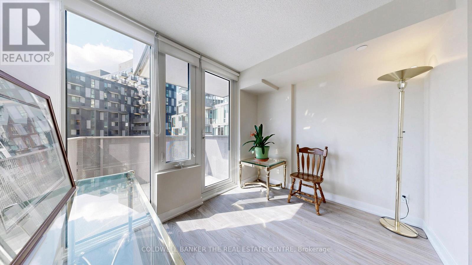 Photo 6 of 603 38 Monte Kwinter Crt Court, Toronto ON