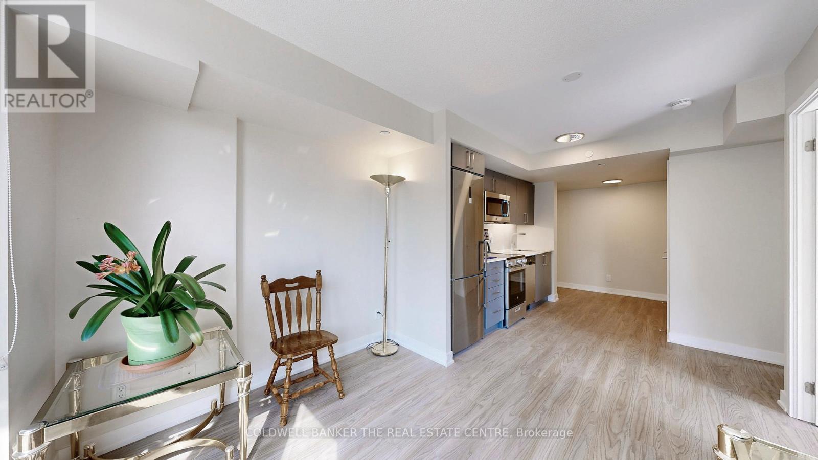 Photo 10 of 603 38 Monte Kwinter Crt Court, Toronto ON