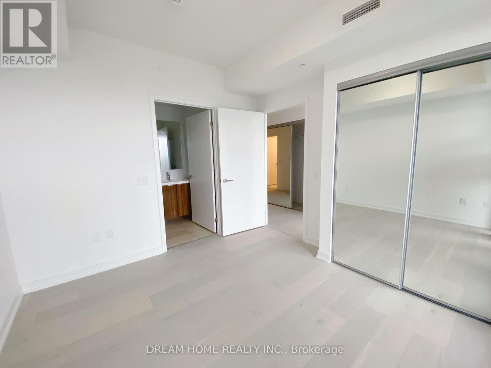 Photo 5 of 2204 50 Oneill Road, Toronto ON