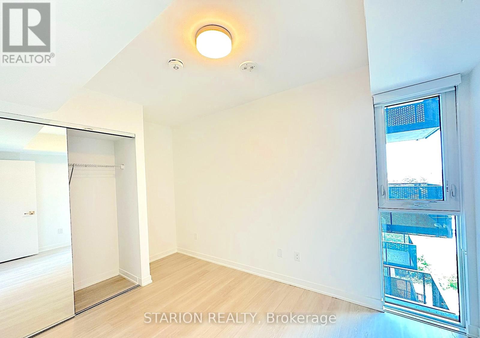 Photo 12 of 609 500 Wilson Avenue, Toronto ON
