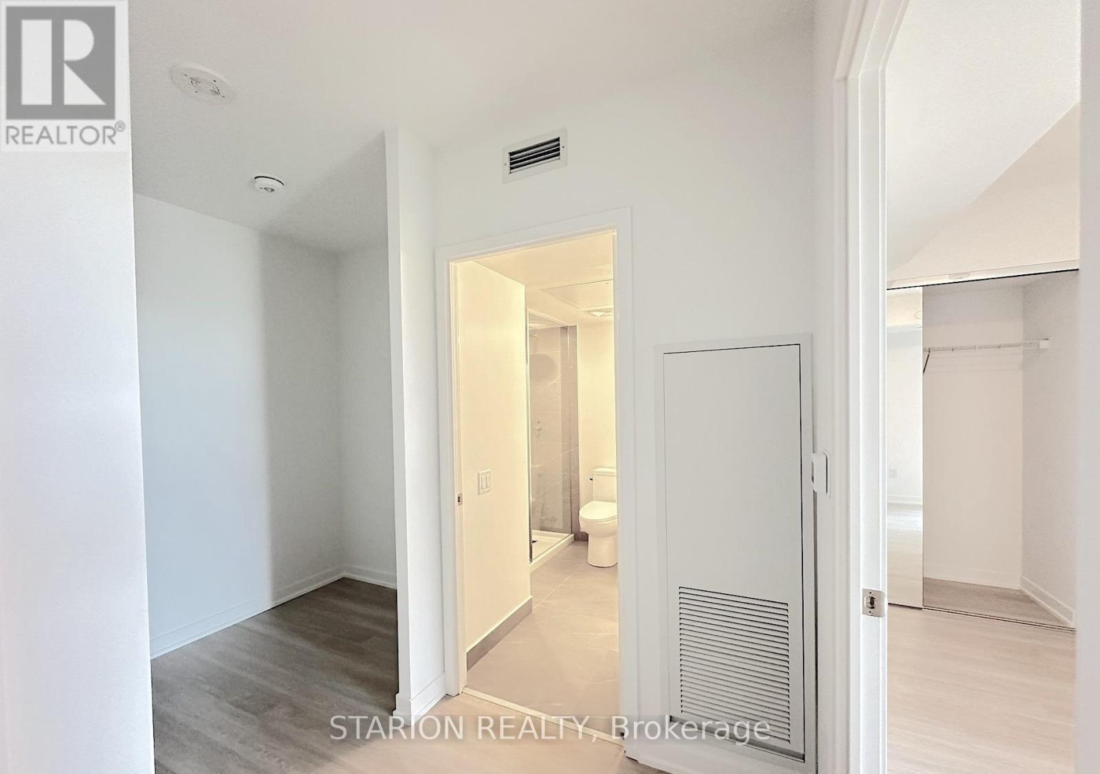 Photo 7 of 609 500 Wilson Avenue, Toronto ON