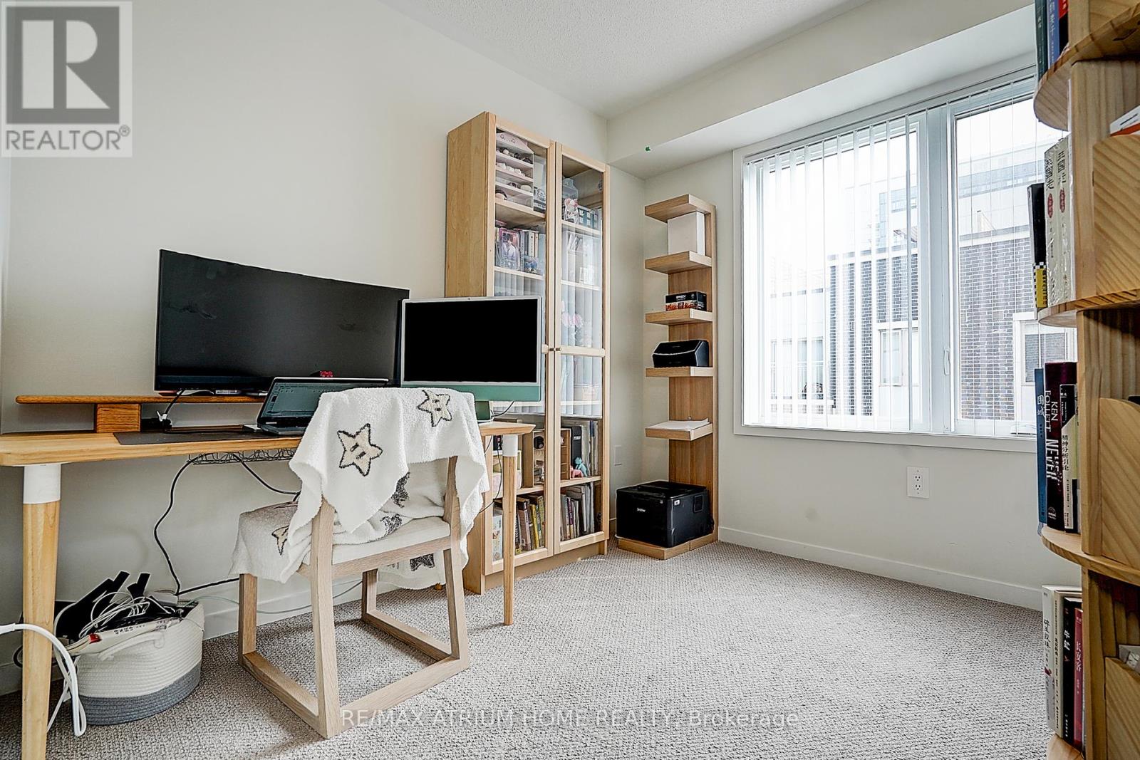 Photo 19 of 14 11 Honeycrisp Crescent, Vaughan ON