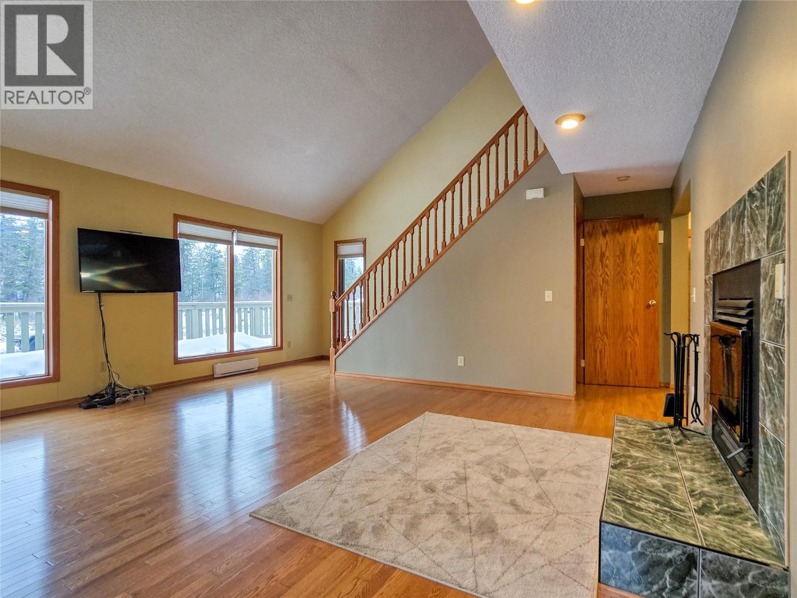 5162 COLUMBIA RIVER Road, Fairmont Hot Springs