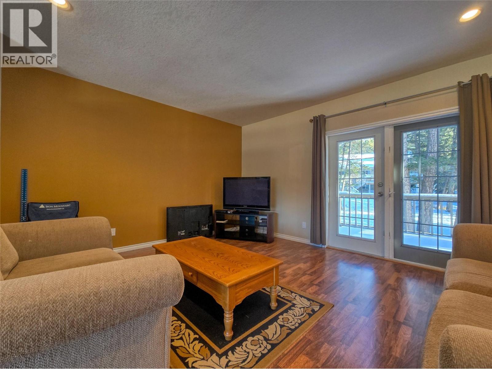 5162 COLUMBIA RIVER Road, Fairmont Hot Springs