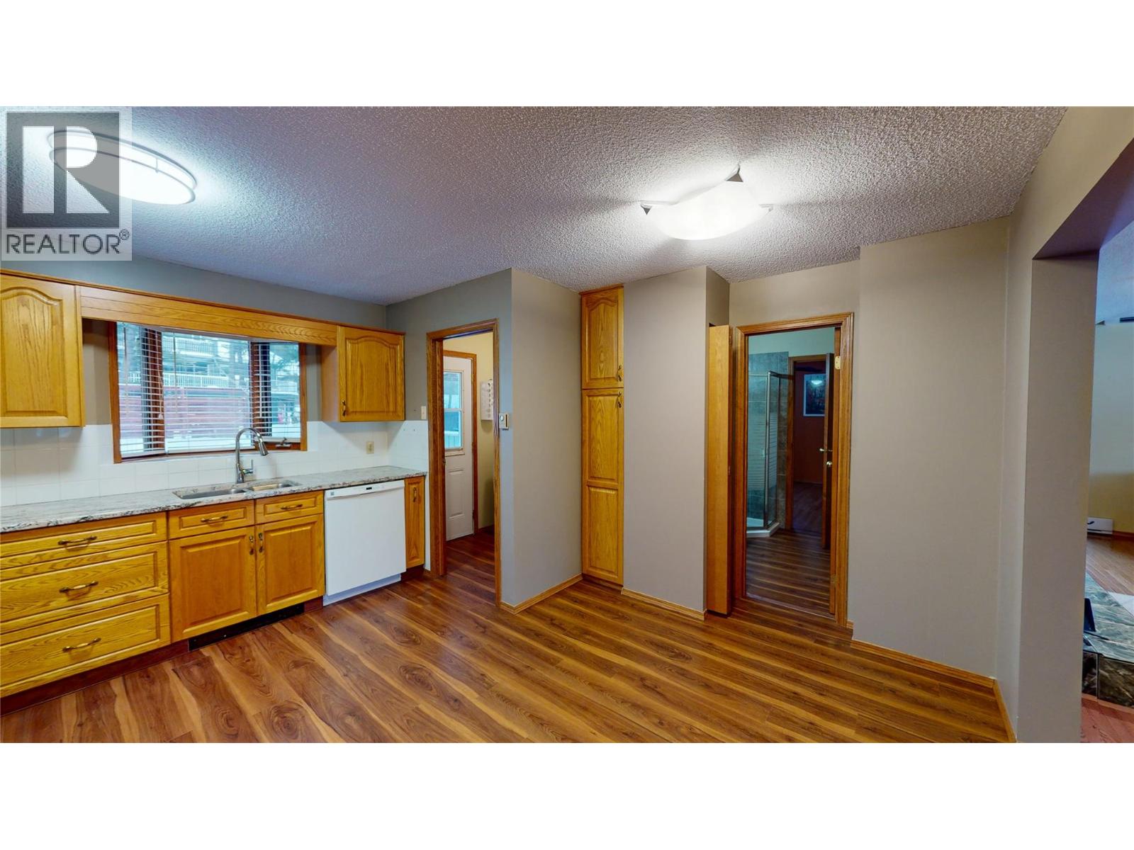 5162 COLUMBIA RIVER Road, Fairmont Hot Springs