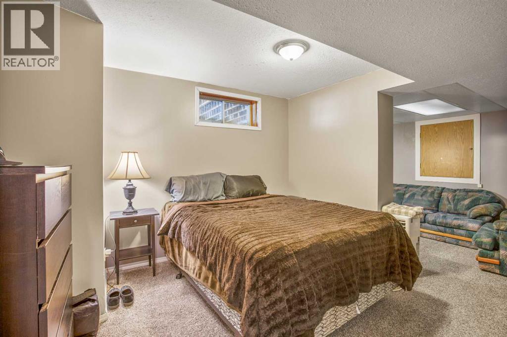 Photo 26 of 5821 45 Avenue, Lacombe AB