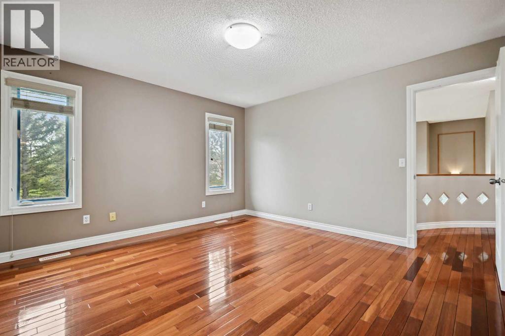 Photo 29 of 26 Hamptons Grove Nw, Calgary AB