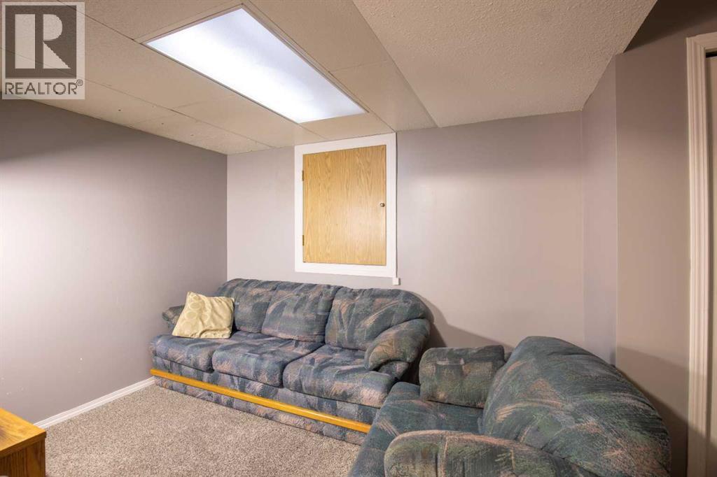Photo 27 of 5821 45 Avenue, Lacombe AB