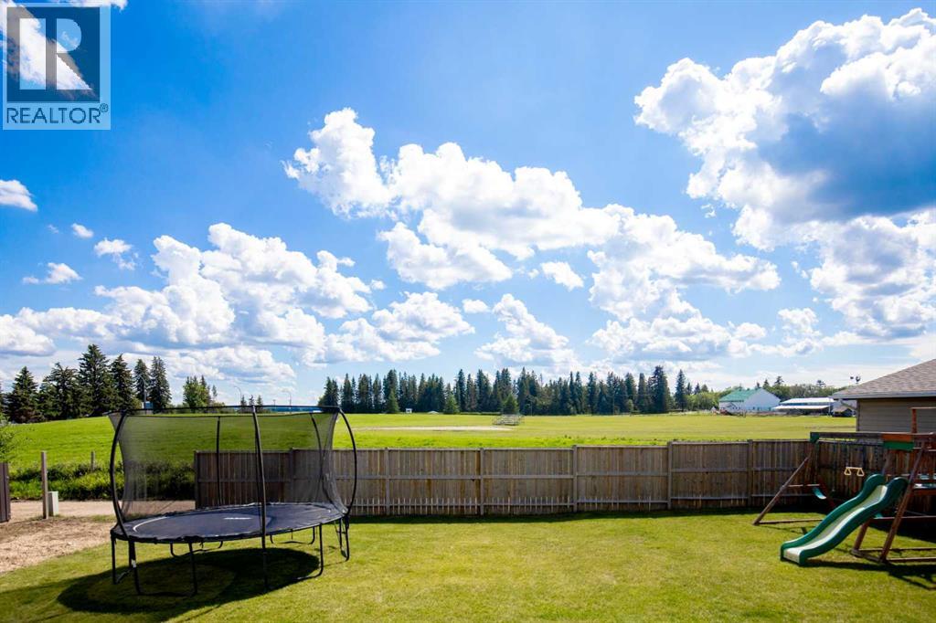 Photo 44 of 5821 45 Avenue, Lacombe AB
