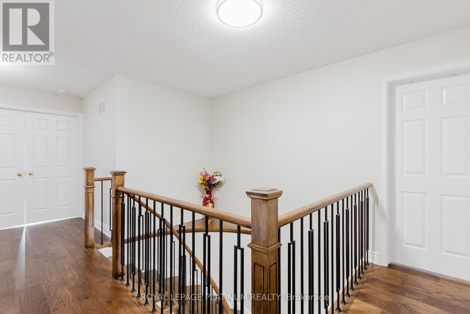 Photo 25 of 4 Burwash Court, Brampton ON