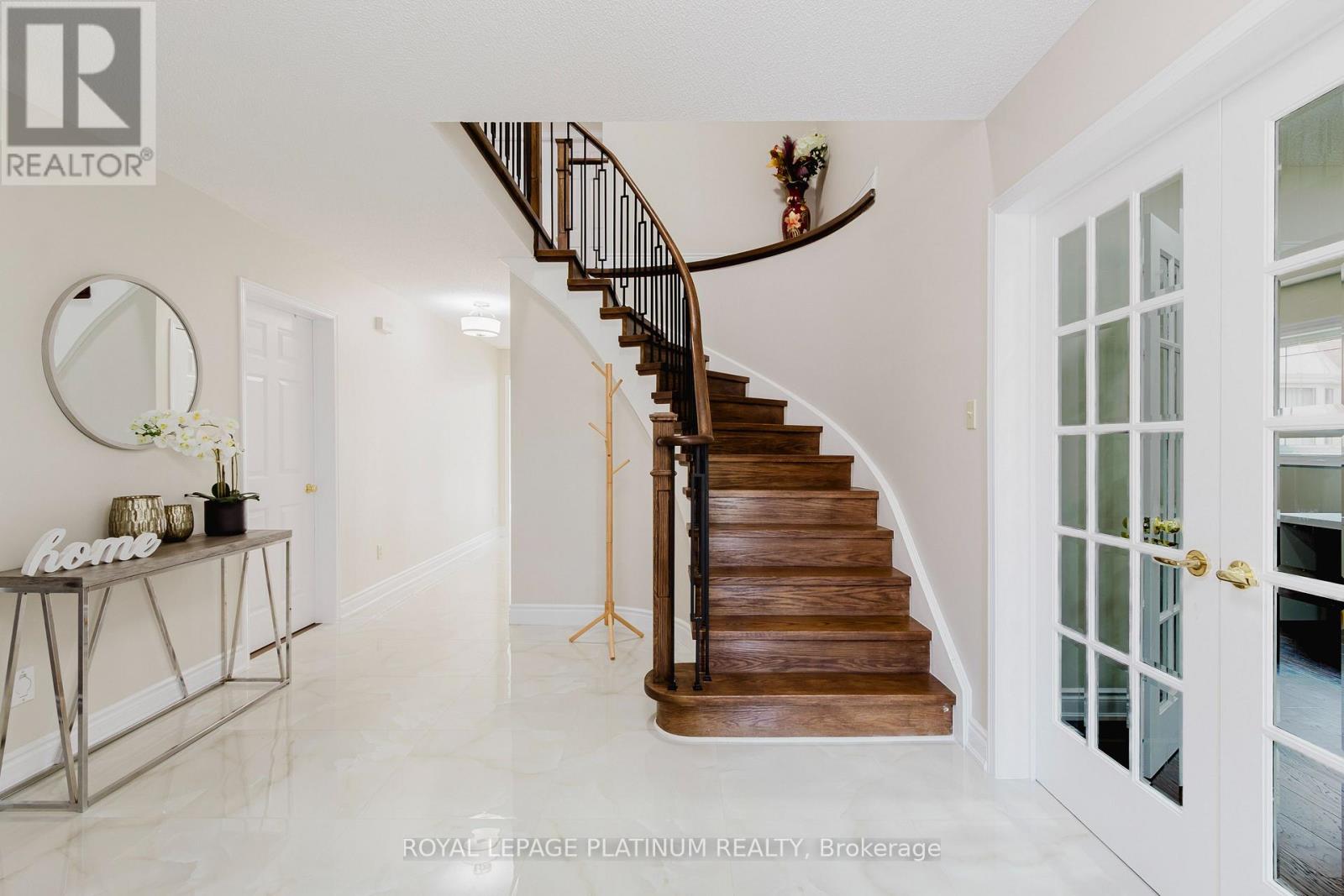 Photo 28 of 4 Burwash Court, Brampton ON