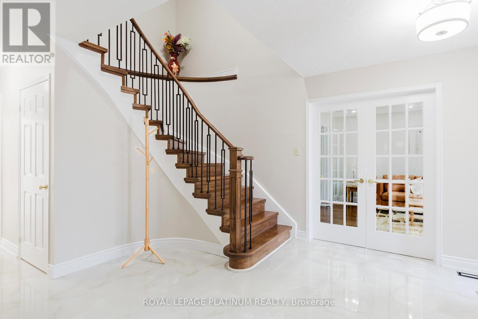 Photo 29 of 4 Burwash Court, Brampton ON