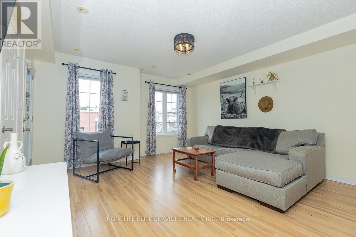 Photo 28 of 26 5 Armstrong Street, Orangeville ON
