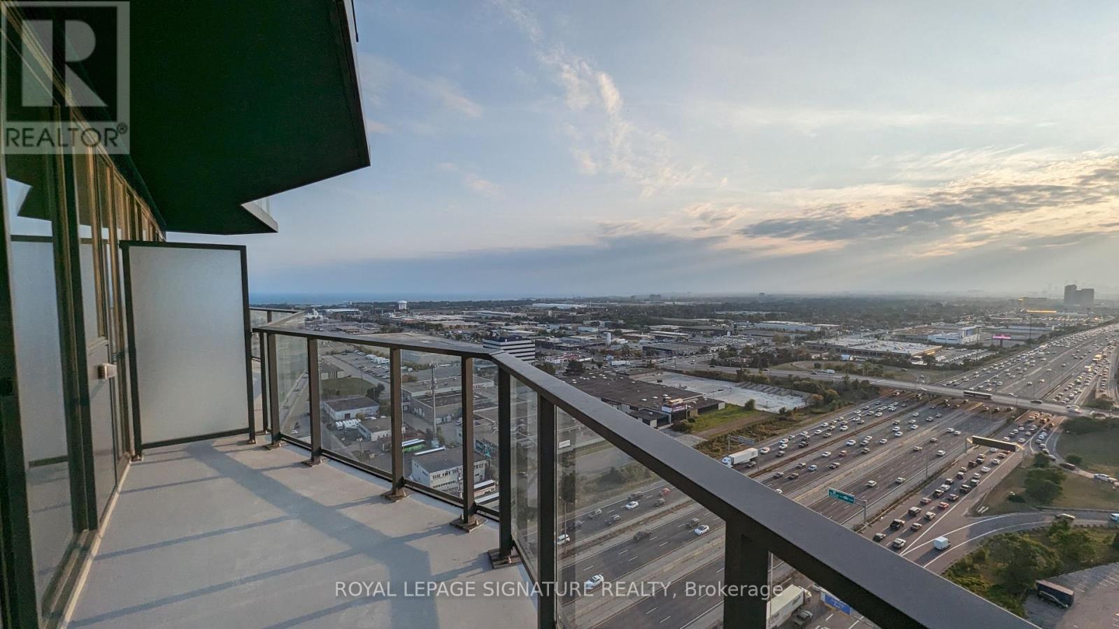 Photo 6 of 2310 36 Zorra Street, Toronto ON