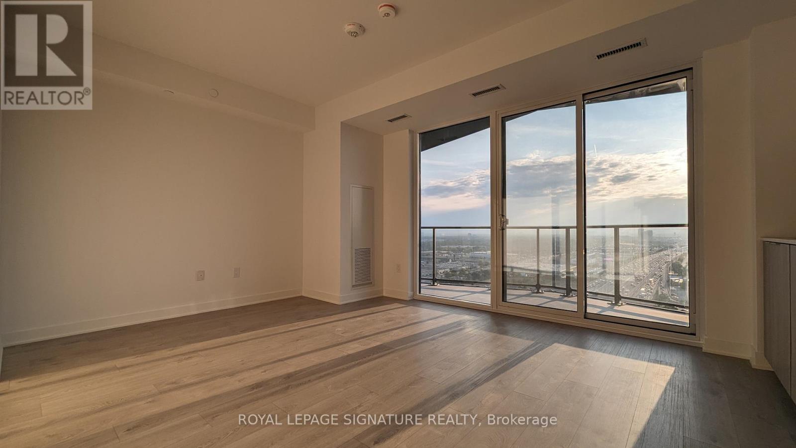 Photo 1 of 2310 36 Zorra Street, Toronto ON