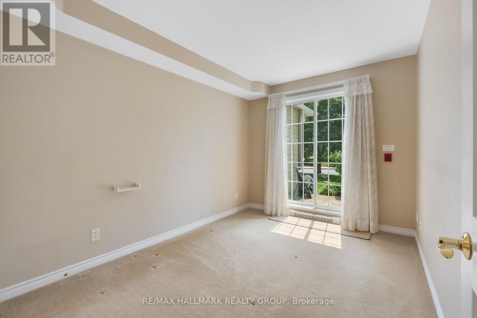 Photo 33 of 1 A 131 Robson Court, Ottawa ON