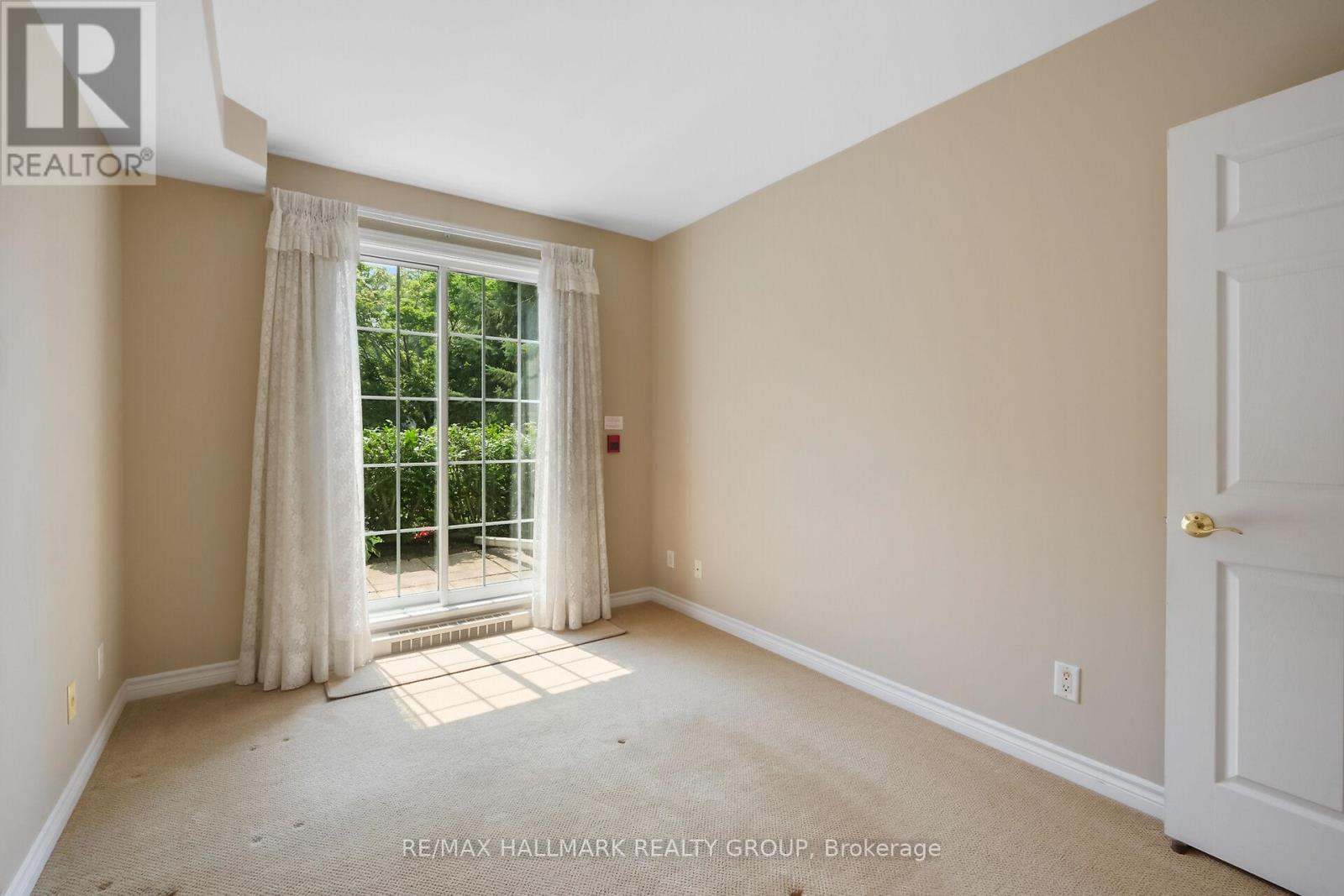 Photo 34 of 1 A 131 Robson Court, Ottawa ON