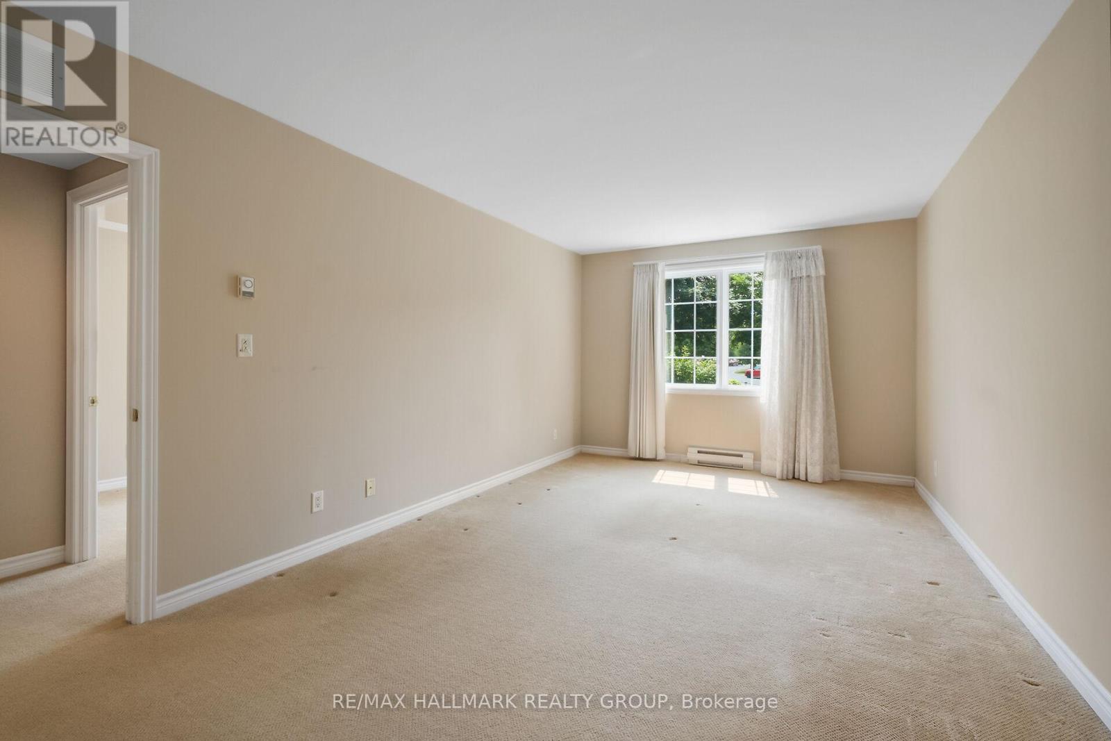Photo 37 of 1 A 131 Robson Court, Ottawa ON