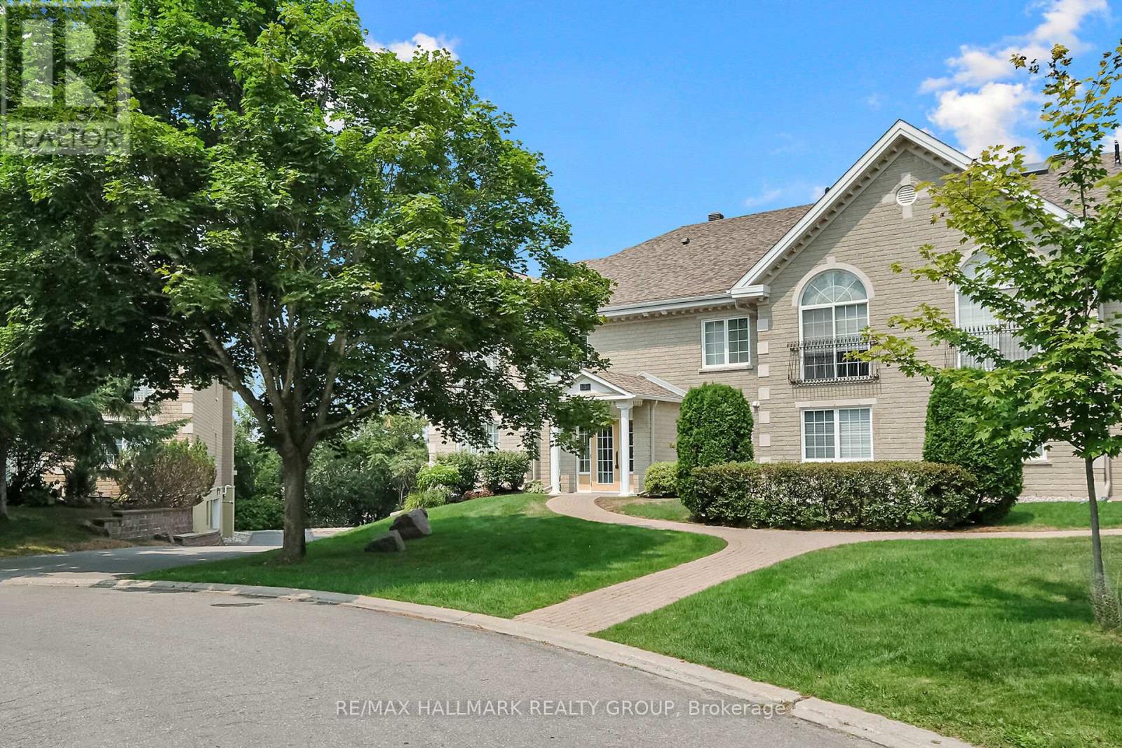 Photo 9 of 1 A 131 Robson Court, Ottawa ON