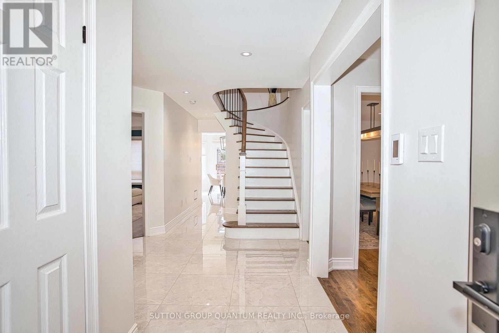 Photo 3 of 6600 Lisgar Drive, Mississauga ON