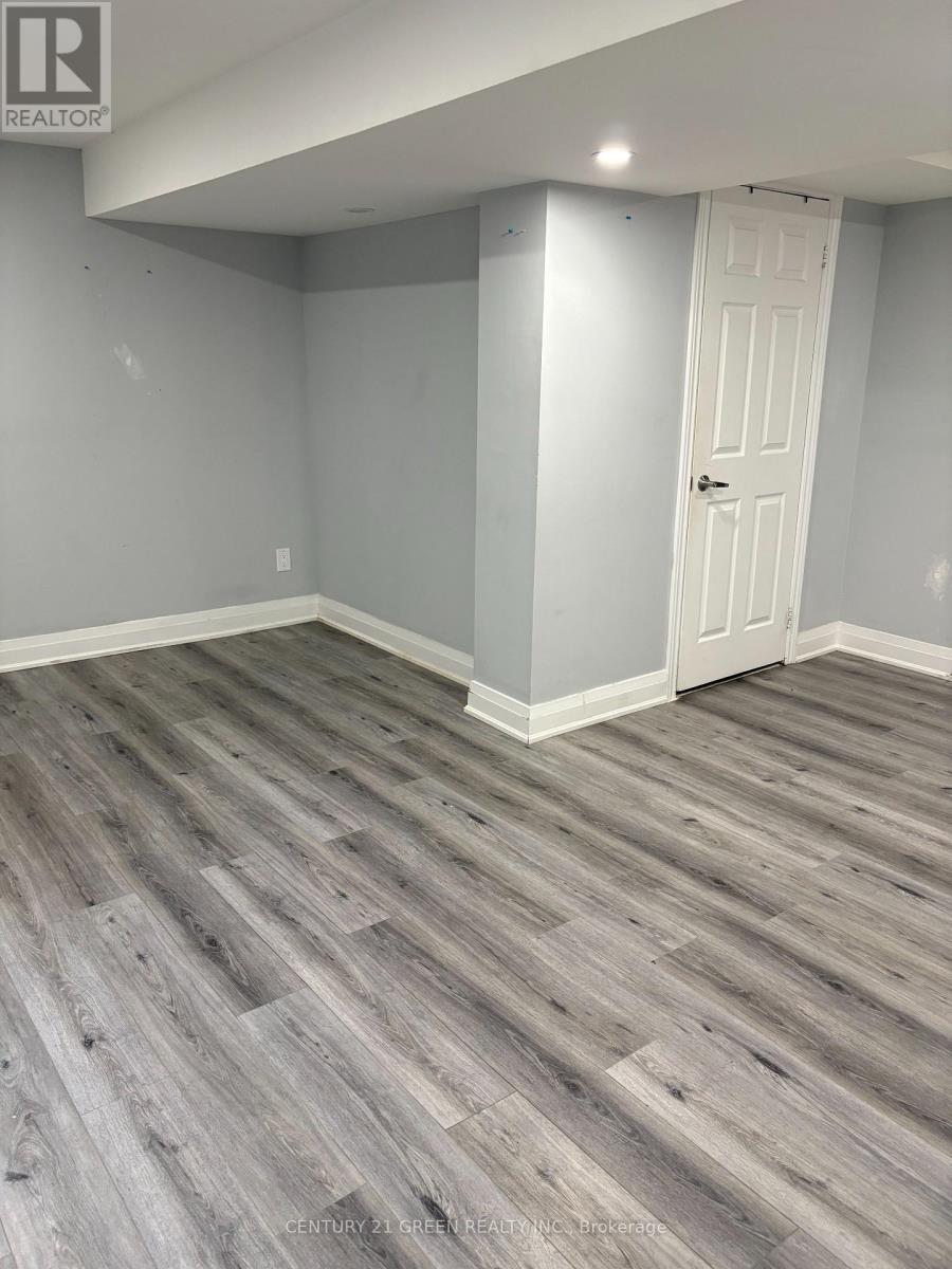 Photo 4 of Basement 52 Moffatt Avenue, Brampton ON