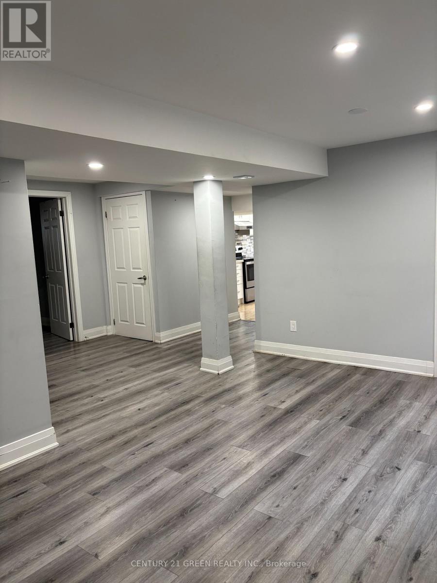 Photo 5 of Basement 52 Moffatt Avenue, Brampton ON