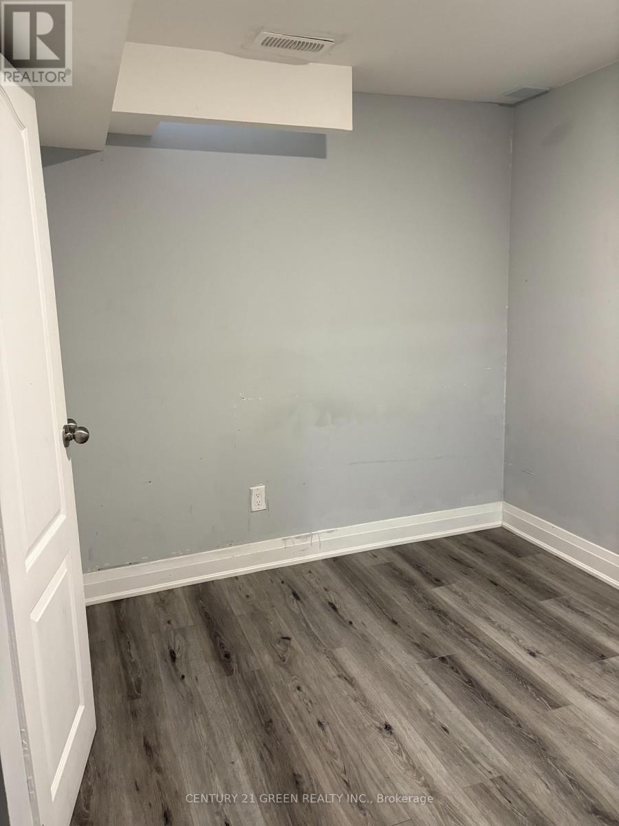 Photo 8 of Basement 52 Moffatt Avenue, Brampton ON