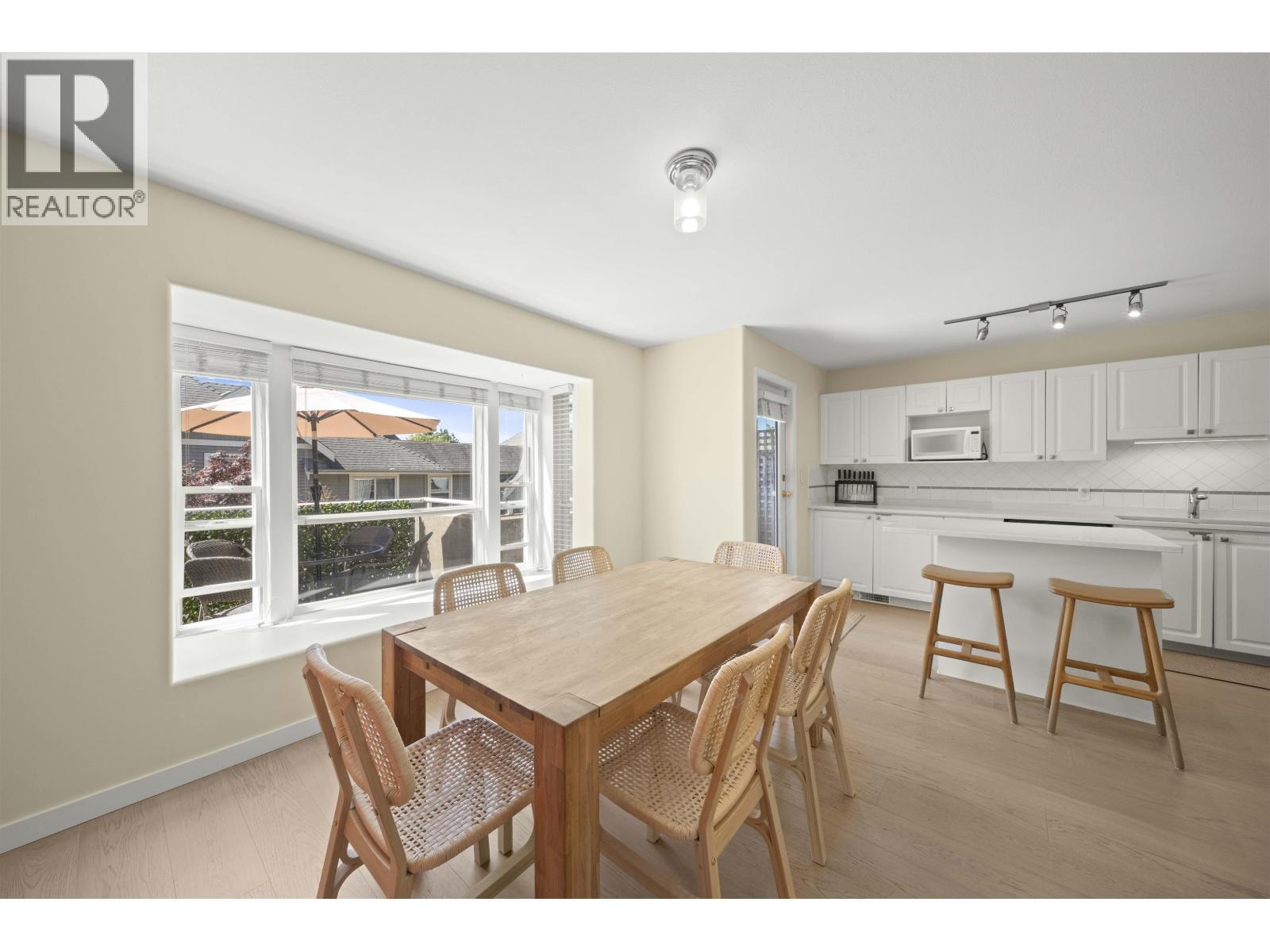 Photo 1 of 111 225 E 6th Street, North Vancouver BC