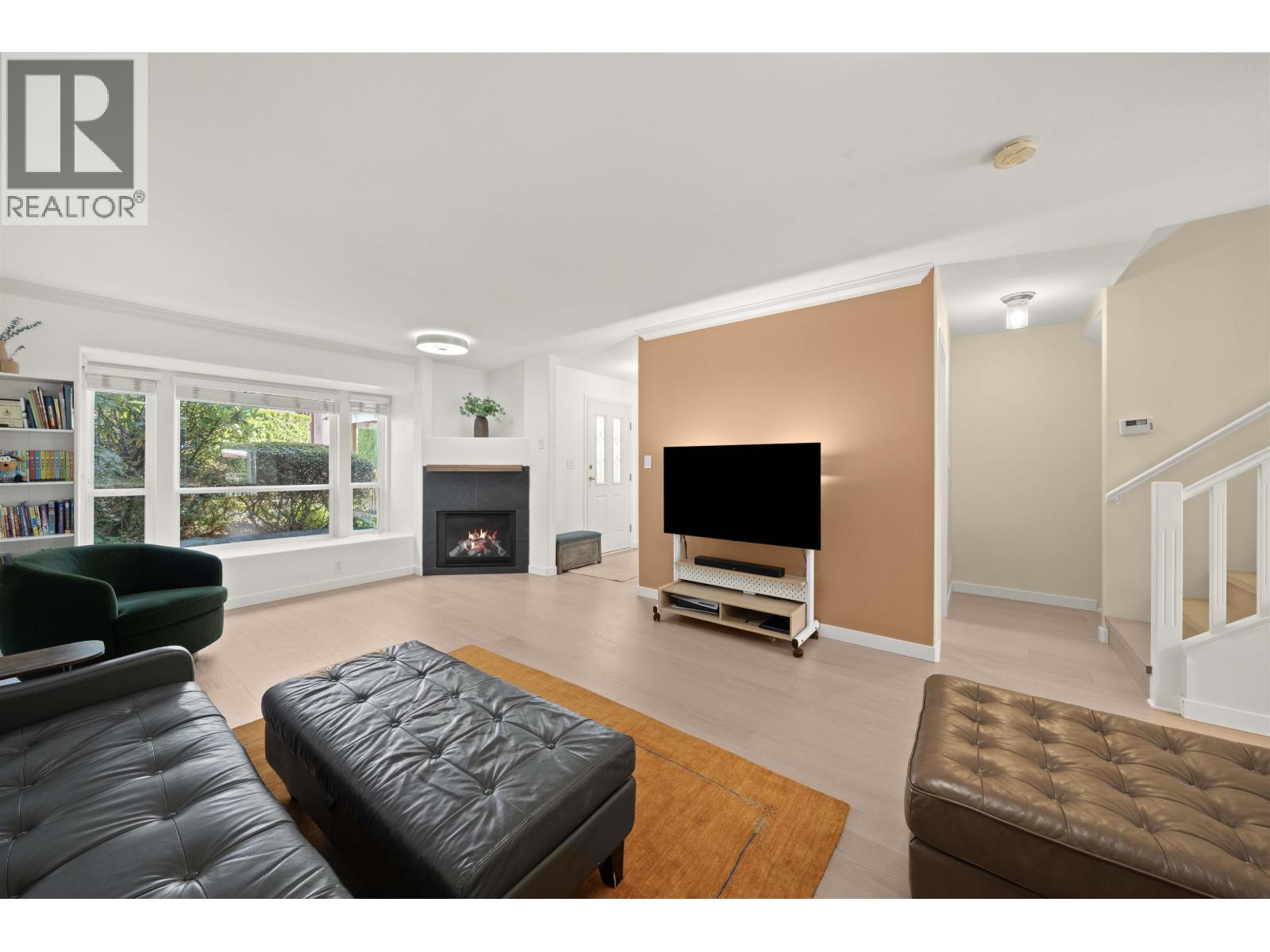 Photo 17 of 111 225 E 6th Street, North Vancouver BC