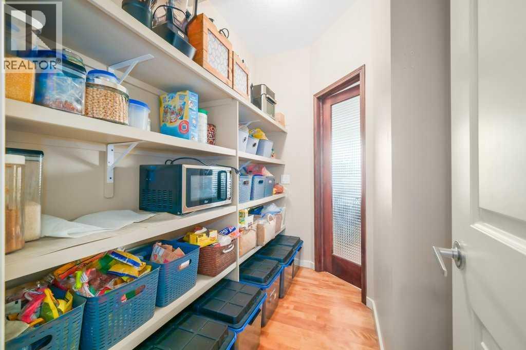 Photo 12 of 401 Mahogany Court Se, Calgary AB