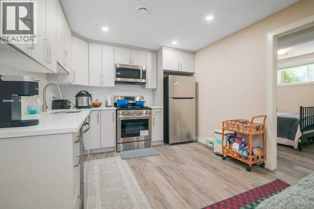 Photo 32 of 401 Mahogany Court Se, Calgary AB